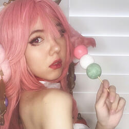 fake mochi (foam clay)